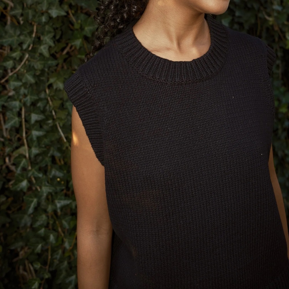 Nikki Chasin Shape Cotton Vest